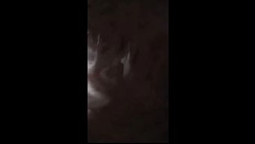 Настоящее измена. Друзья по очереди трахают мою жену в задницу