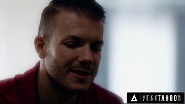 Похотливая мачеха Шина Райдер втроем с пасынком, двойное проникновение